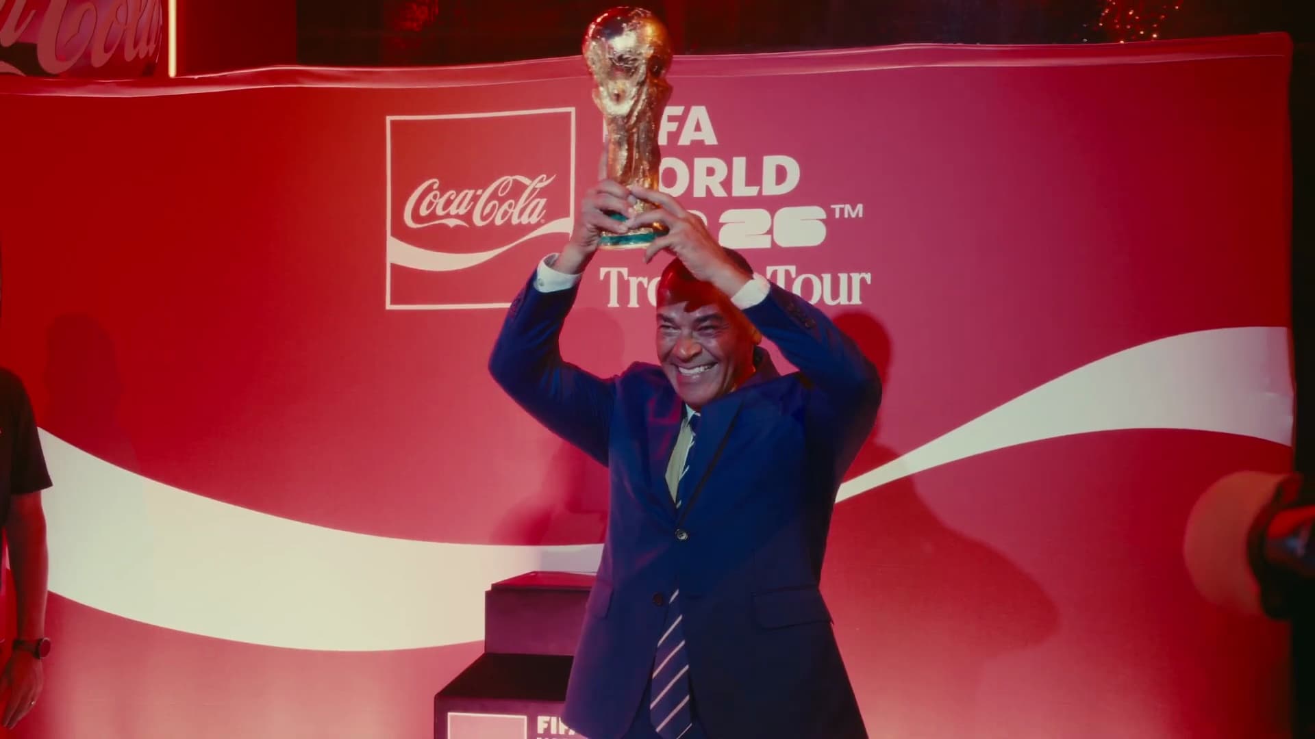 O Tour da Taça da Copa do Mundo FIFA 2026 em Brasília: cobertura LENZ